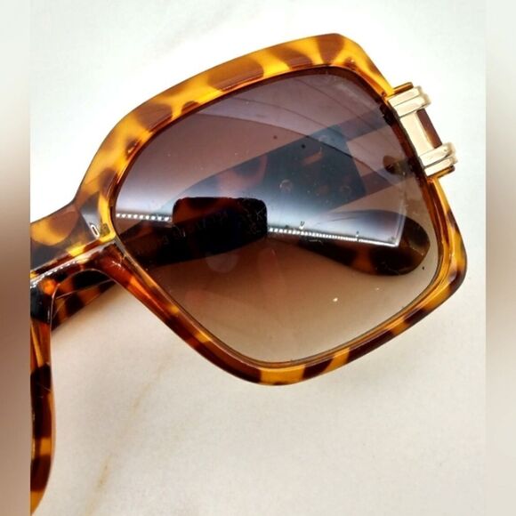 Cazal Vintage Tortoise Shell Sunglasses - Picture 7 of 16